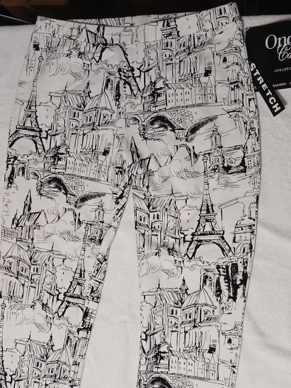one clothing Black & White Paris Sketch Leggings